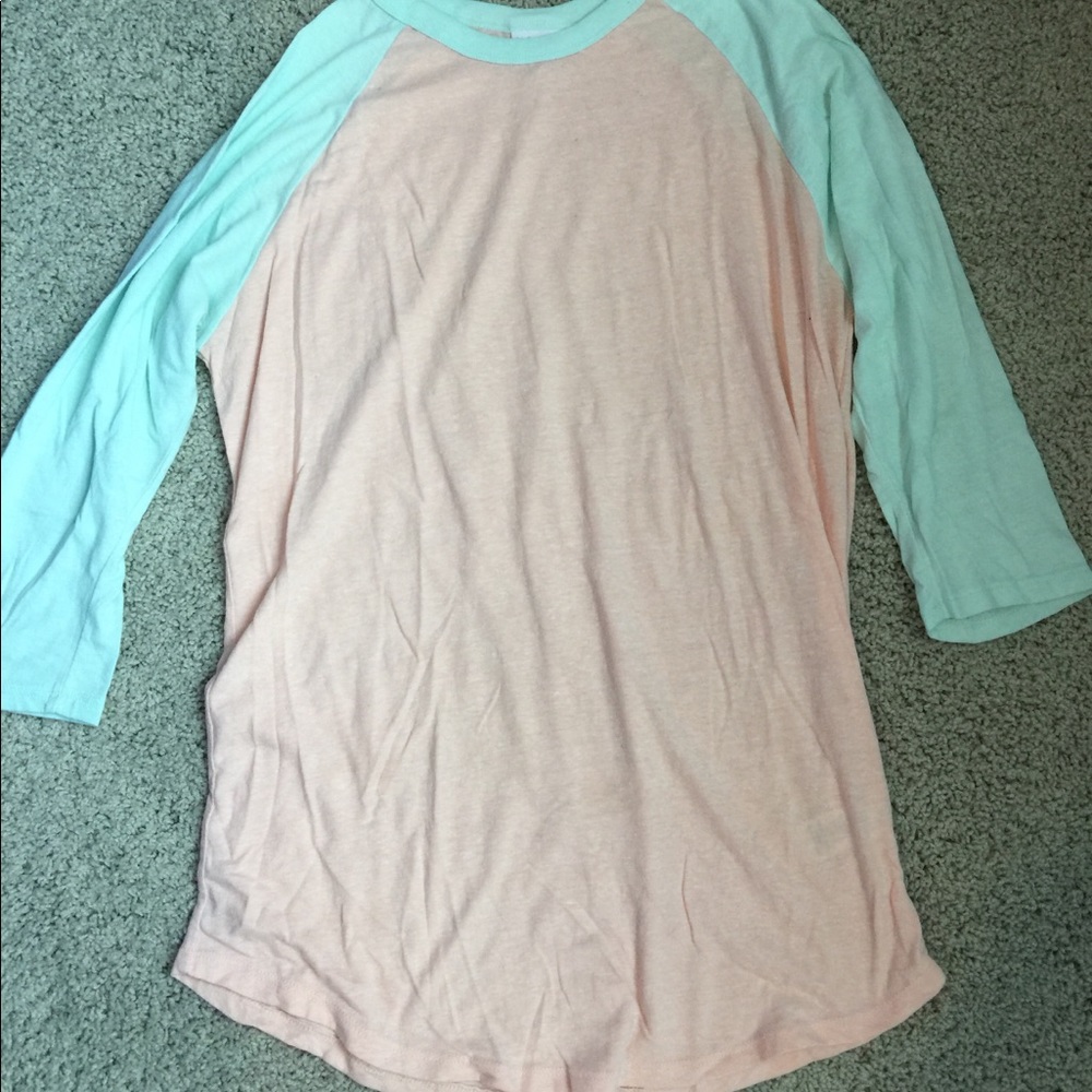 LuLaRoe Randy top